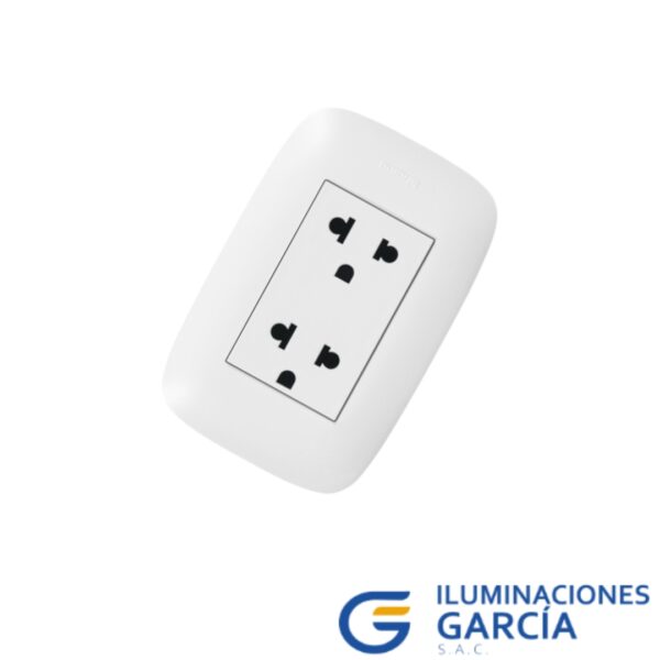 TOMACORRIENTE UNIVERSAL DOBLE MOD SENCIA 2x16A+T 250V - BTICINO